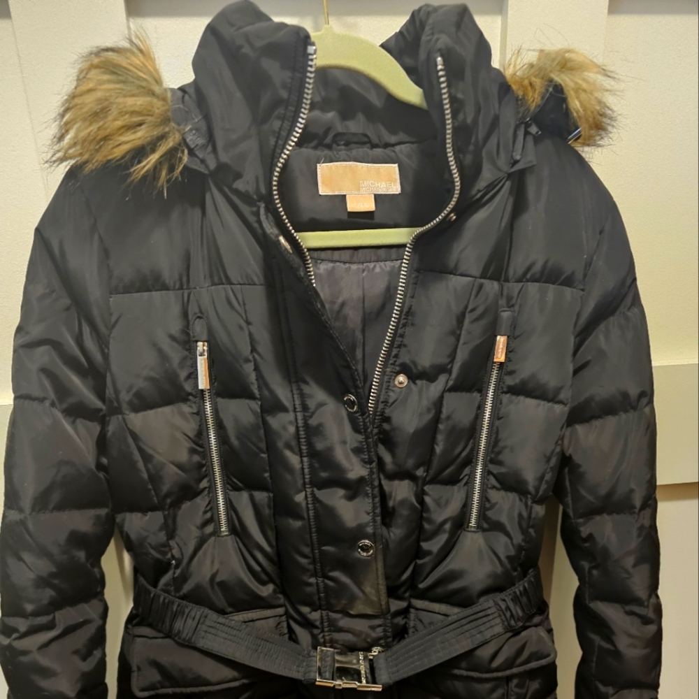Womens Michael Kor puffer jacket.